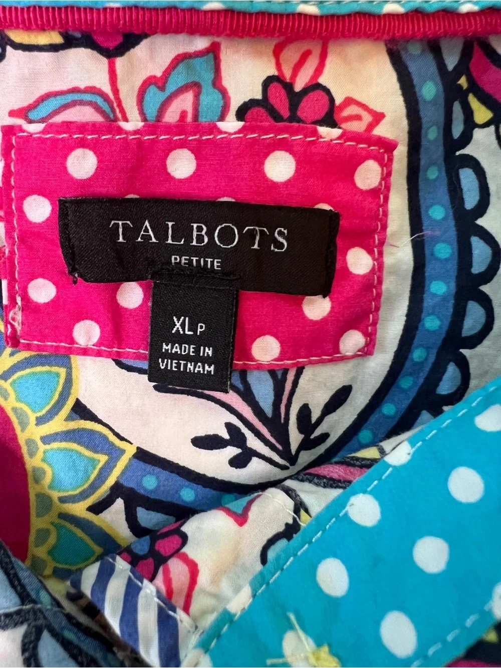 Talbots Women’s Button Down Shirt Size XLP Blue Pink Paisley Cotton Blouse - Picture 5 of 8